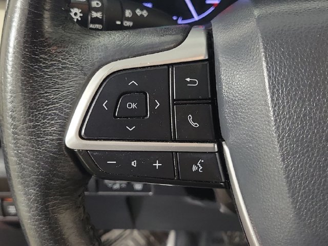 Used 2021 Toyota Sienna XLE FWD image 25
