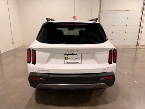 Used 2023 Kia Sorento X-Line EX image 6