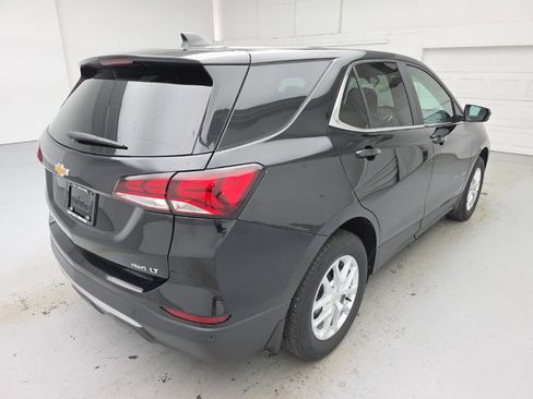 Used 2024 Chevrolet Equinox LT AWD/4WD image 11
