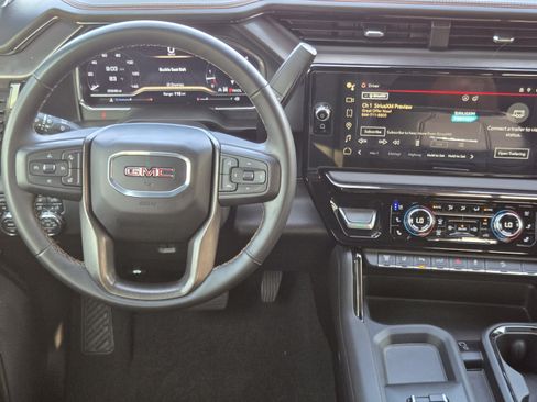 Used 2024 GMC Sierra 2500 AT4 w/ AT4 Premium Plus Package AWD/4WD image 24