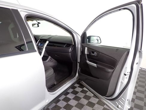 Used 2014 Ford Edge SE w/ Equipment Group 101A FWD image 28