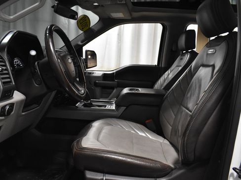 Used 2019 Ford F150 Limited w/ Trailer Tow Package image 5