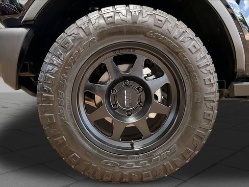 Used 2023 Ford Bronco 4-Door AWD/4WD image 12