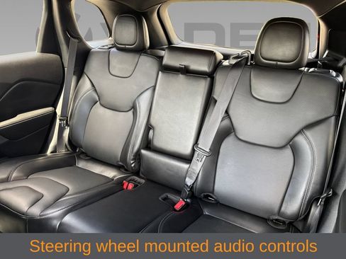 Used 2020 Jeep Cherokee High Altitude AWD/4WD image 11
