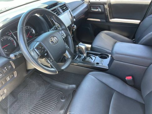 Used 2024 Toyota 4Runner TRD Off-Road Premium AWD/4WD image 19