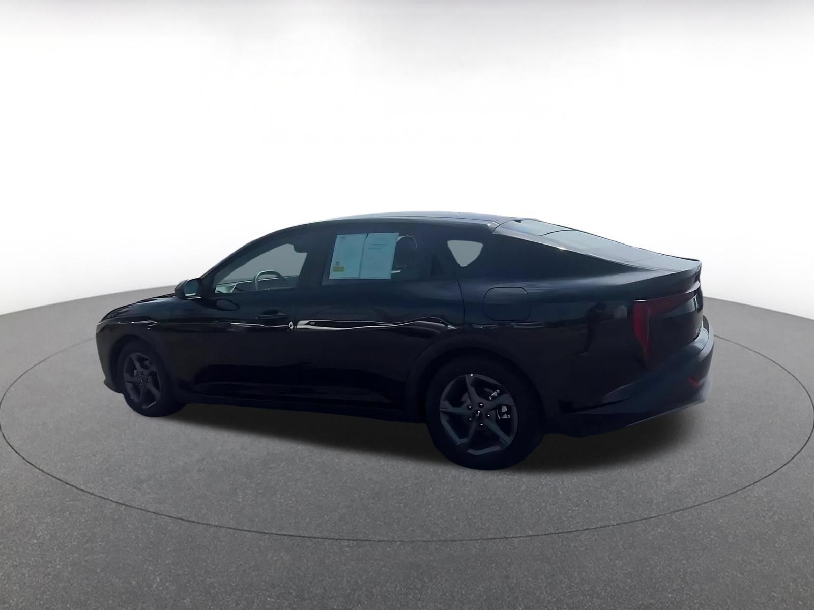 Used 2025 Kia K4 FWD image 9