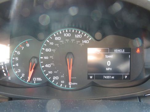 Used 2018 Chevrolet Trax LT w/ LT Convenience Package FWD image 20