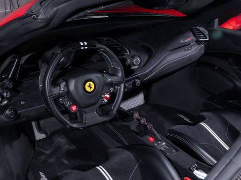 Used 2020 Ferrari 488 Pista Spider image 9