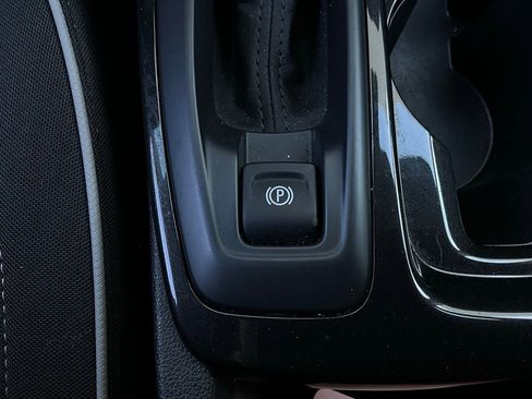 Used 2025 Chevrolet TrailBlazer LT image 20