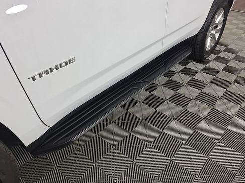 Certified 2021 Chevrolet Tahoe Premier AWD/4WD image 9