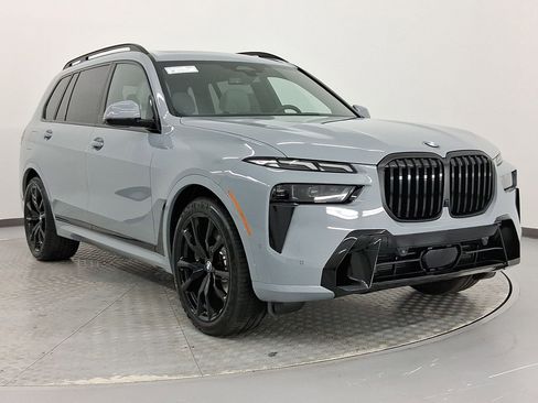 New 2026 BMW X7 xDrive40i w/ M Sport Package image 7