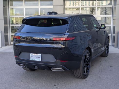 New 2026 Land Rover Range Rover Sport SE AWD/4WD image 5