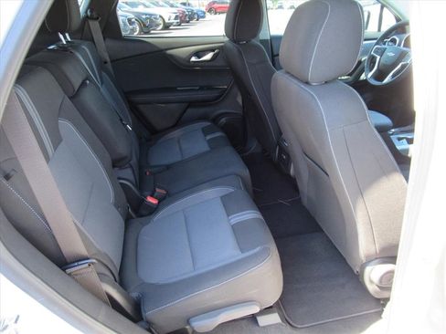 Certified 2024 Chevrolet Blazer LT w/ Convenience Package image 29