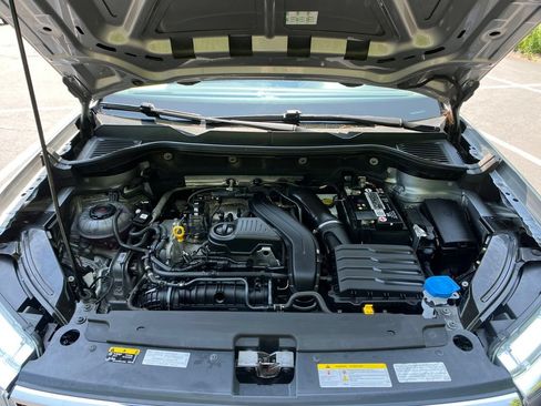 Used 2022 Volkswagen Taos SE FWD image 22