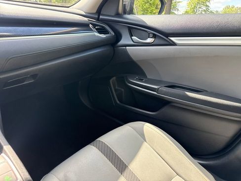 Used 2016 Honda Civic LX image 17
