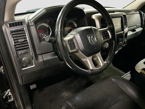 Used 2018 RAM 1500 Laramie image 10