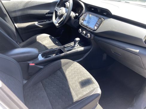 Used 2023 Nissan Kicks SV FWD image 18