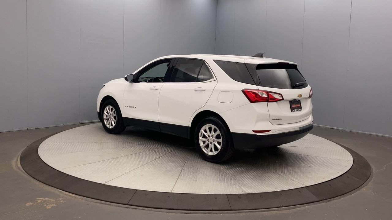 Used 2020 Chevrolet Equinox LT w/ Driver Convenience Package FWD image 3