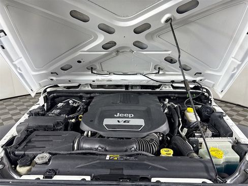 Used 2018 Jeep Wrangler Unlimited Sport S image 17