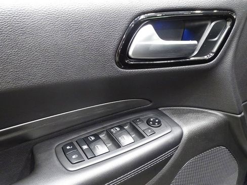 Used 2021 Dodge Durango SXT w/ 3rd Row Seating Group image 17