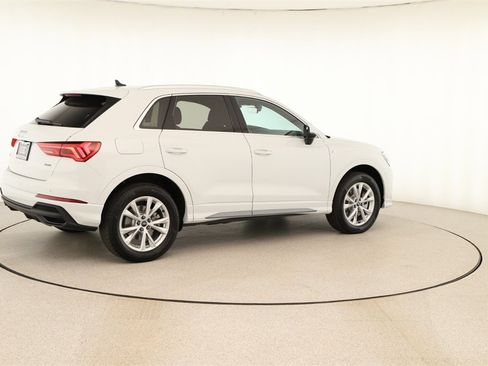 New 2025 Audi Q3 2.0T Premium image 7