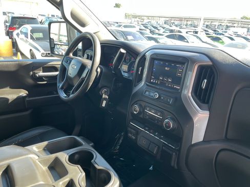 Used 2020 Chevrolet Silverado 2500 W/T w/ WT Convenience Package AWD/4WD image 16