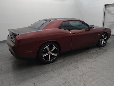 Used 2018 Dodge Challenger R/T RWD image 10