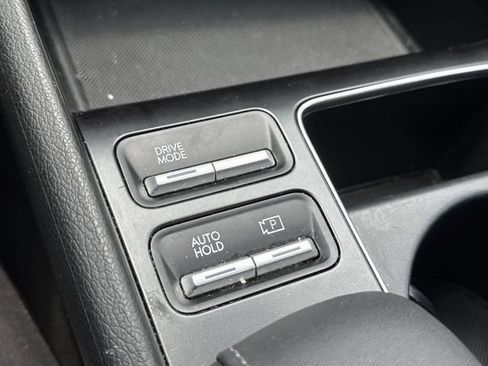 Used 2025 Hyundai Sonata SEL FWD image 28