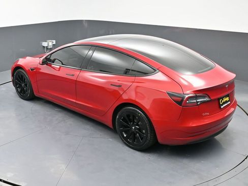 Used 2022 Tesla Model 3 Standard Range image 49
