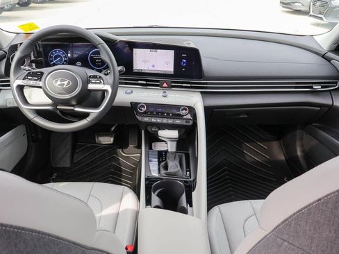 New 2026 Hyundai Elantra Limited image 6