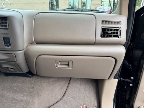 Used 2001 Ford F350 Lariat image 69