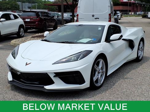 Used 2022 Chevrolet Corvette Stingray Preferred Cpe w/ Battery Protection Package RWD image 1