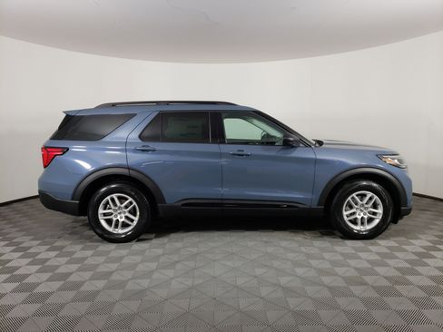 New 2026 Ford Explorer Active image 3