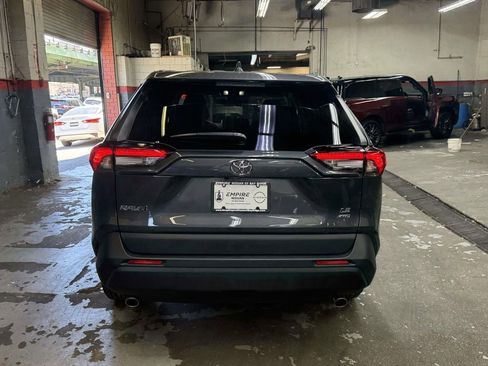 Used 2025 Toyota RAV4 LE AWD/4WD image 9