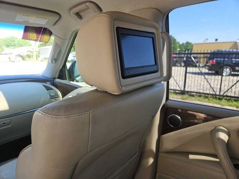 Used 2017 INFINITI QX80 4WD w/ Driver Assistance Package image 31