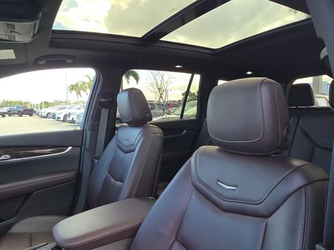 Used 2022 Cadillac XT6 Premium Luxury image 24