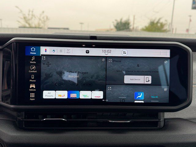 Used 2025 Jeep Gladiator Sport AWD/4WD image 13
