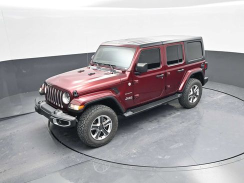Used 2021 Jeep Wrangler Unlimited Sahara w/ Cold Weather Group image 41