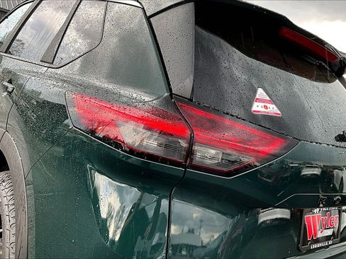 New 2026 Nissan Rogue SV AWD/4WD image 14