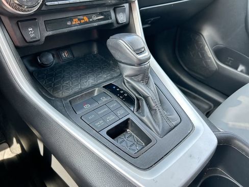 Certified 2023 Toyota RAV4 XLE Premium AWD/4WD image 27