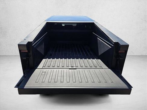 Used 2024 Tesla Cybertruck AWD Crew Cab image 27