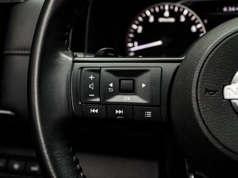 Used 2025 Nissan Pathfinder SV AWD/4WD image 27