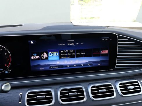 New 2026 Mercedes-Benz GLS 450 4MATIC image 22