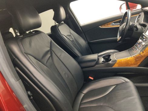 Used 2016 Lincoln MKX Select w/ Climate Package image 21