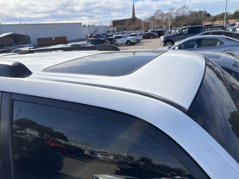 Used 2019 Toyota 4Runner TRD Off-Road Premium image 5