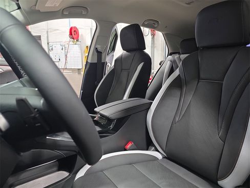 New 2026 Buick Envision Sport Touring image 15