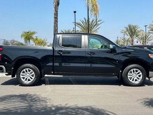 Used 2024 Chevrolet Silverado 1500 LT w/ Convenience Package II RWD image 3