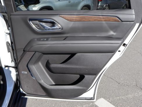 Certified 2024 Chevrolet Tahoe High Country w/ Advanced Technology Package image 37