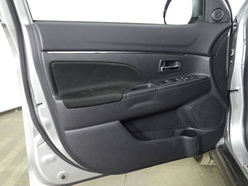 Used 2024 Mitsubishi Outlander Sport ES image 14