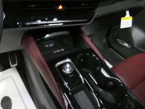 New 2026 Buick Envision Sport Touring image 14